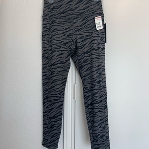 Tahari Sport Leggings